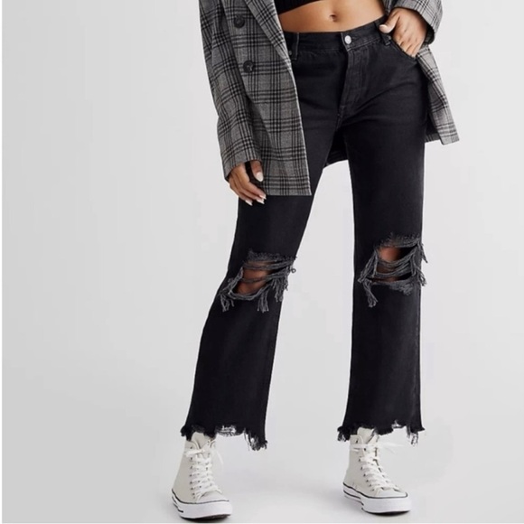 Free People Women's Maggie Straight Leg Jeans Black Mid Rise Distressed Sz 29 - Picture 6 of 16